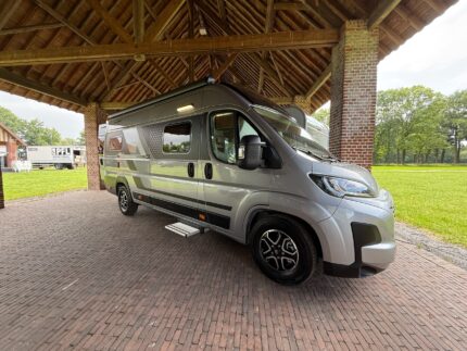 Adria Twin 640 SLB (60Y) / Long bed / B-license / Automatic